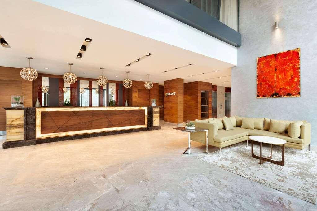 Ramada Encore Тбилиси Интерьер фото