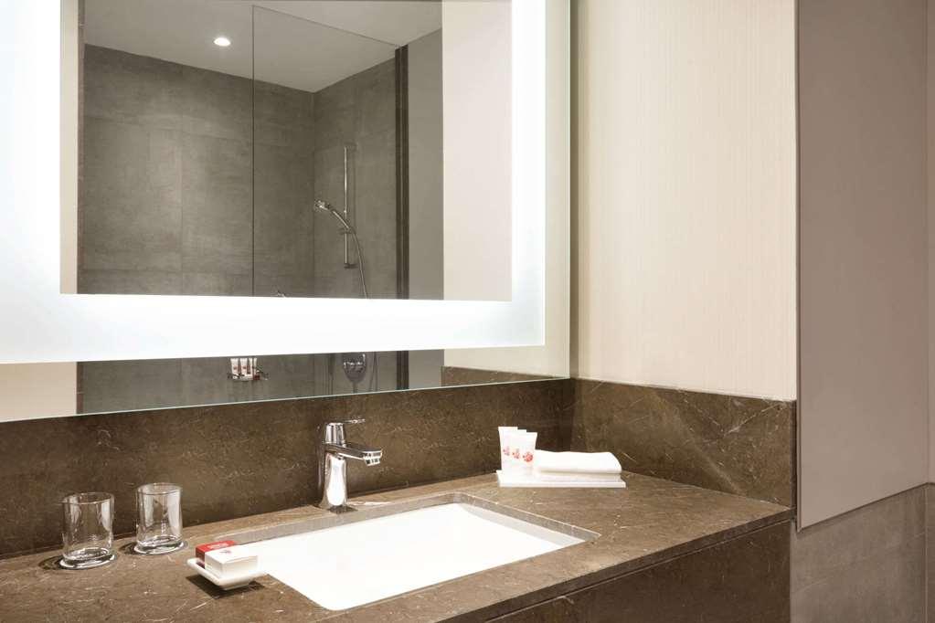 Ramada Encore Тбилиси Экстерьер фото