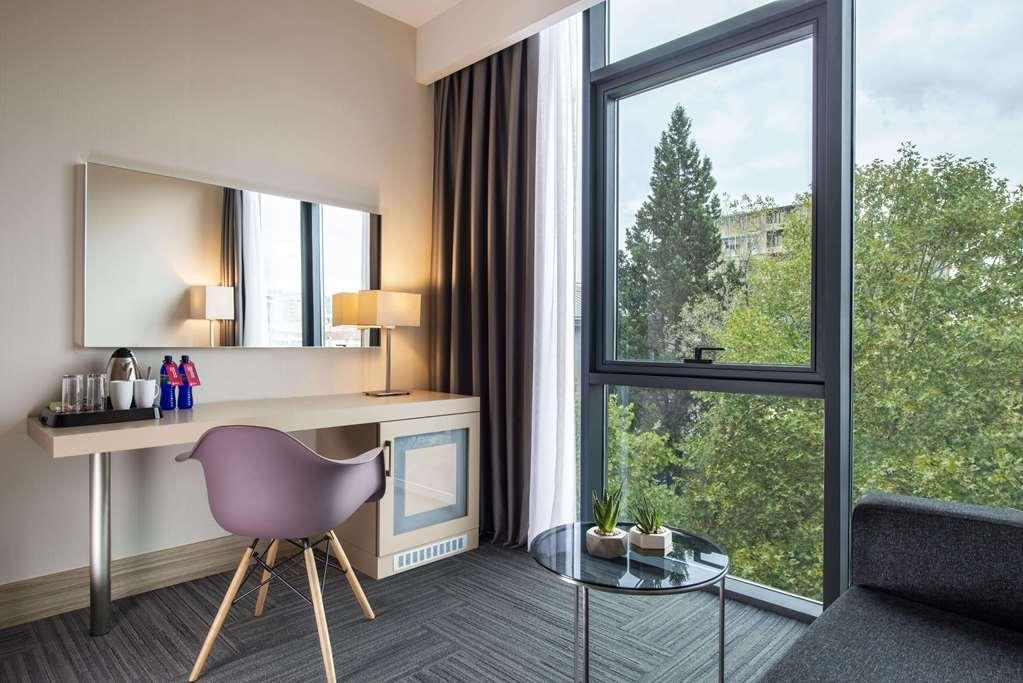 Ramada Encore Тбилиси Номер фото